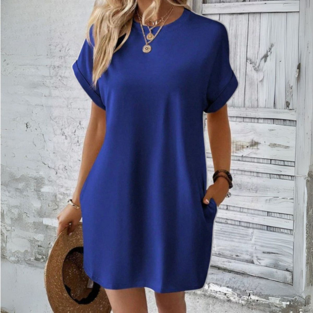 Casual Dress - Minimalist Elegance for Everyday Wear