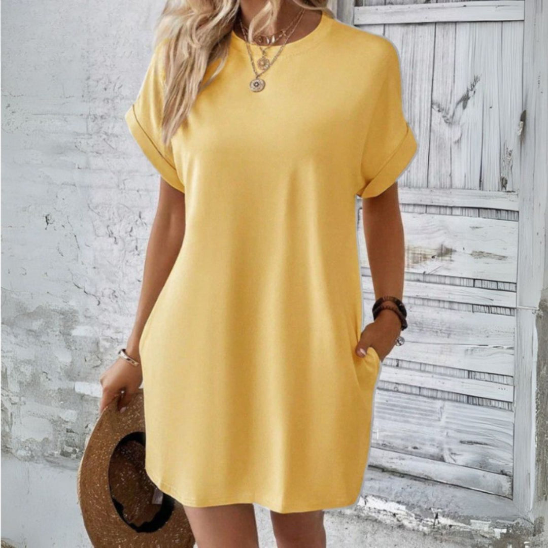 Casual Dress - Minimalist Elegance for Everyday Wear