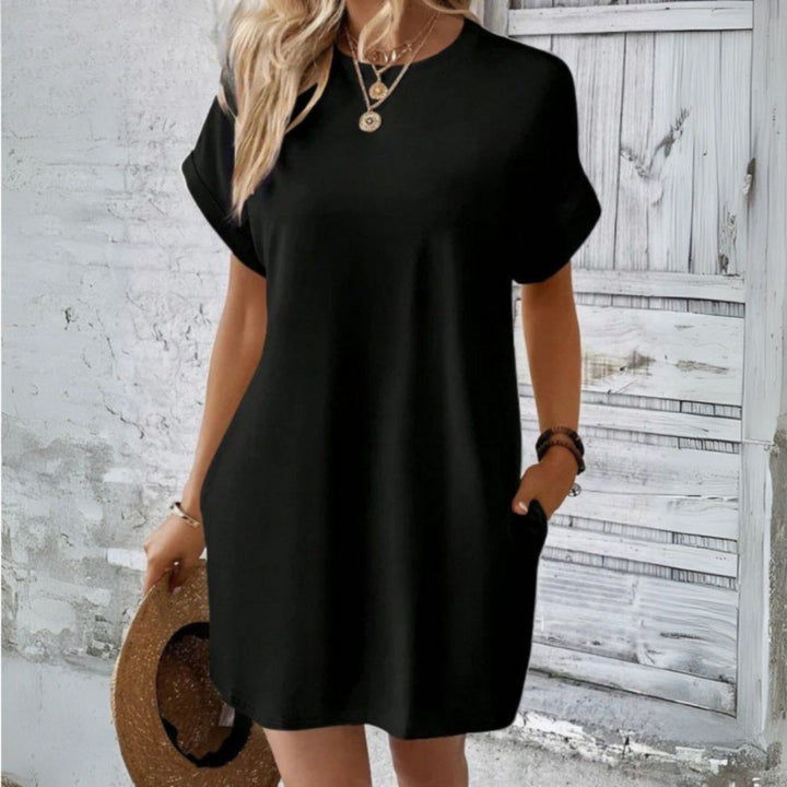 Casual Dress - Minimalist Elegance for Everyday Wear